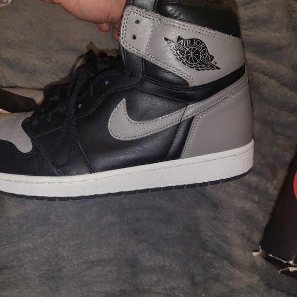 Jordan Shadows 1 size 13 - Picture 2 of 5